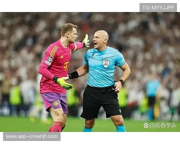 为什么这个进球被判无效？VAR介入的关键判罚逻辑