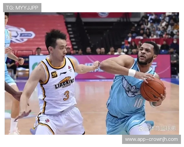 保罗挡拆创造机会助威少打出高助攻率拉开队友得分差距