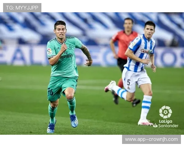 拉莫斯与马尔蒂尼历史级后卫地位对比分析