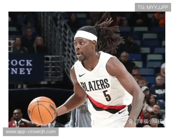 霍勒迪无球切入提升掩护效率,关键时刻防守拉开差距 霍勒迪无球切入提升掩护效率,关键时刻防守拉开差距